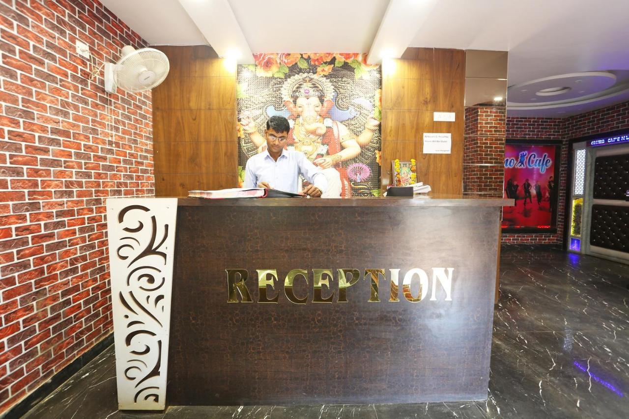 Hotel Oyo Flagship 43897 Redstone Gwalior Exterior foto